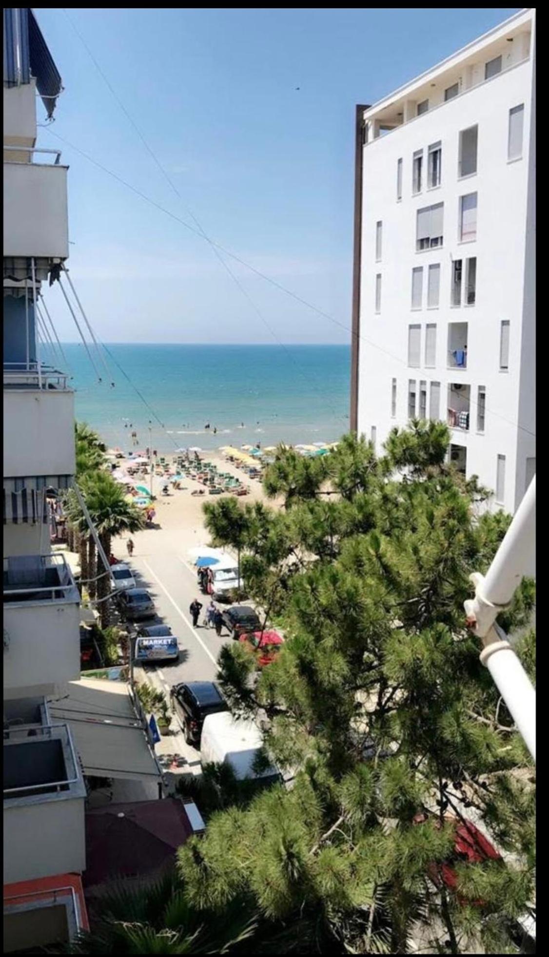 Ideally Seascape Flat * Durrës